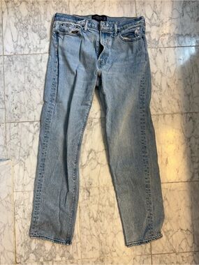 Abercrombie & Fitch Light Wash Straight Men's Jeans